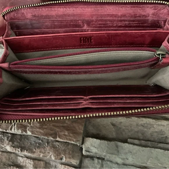 Frye Melissa Zip Around Wallet Distressed Leather -Burnt Apple- $158 - Picture 6 of 15